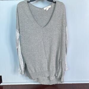FOREVER 22 Bi-color Gray Hi-Lo Knitwear Sweater Dollman V Neck Blouse
